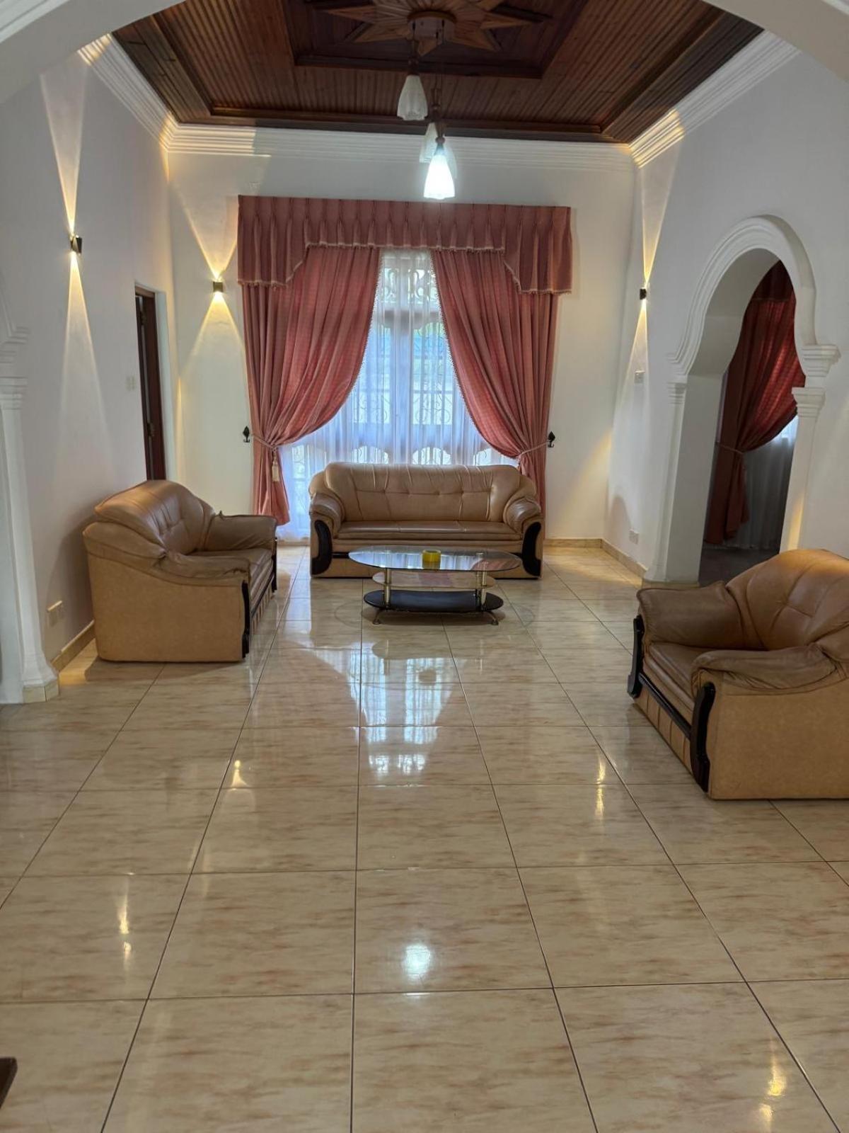 Rehara Villa Маравила Екстериор снимка