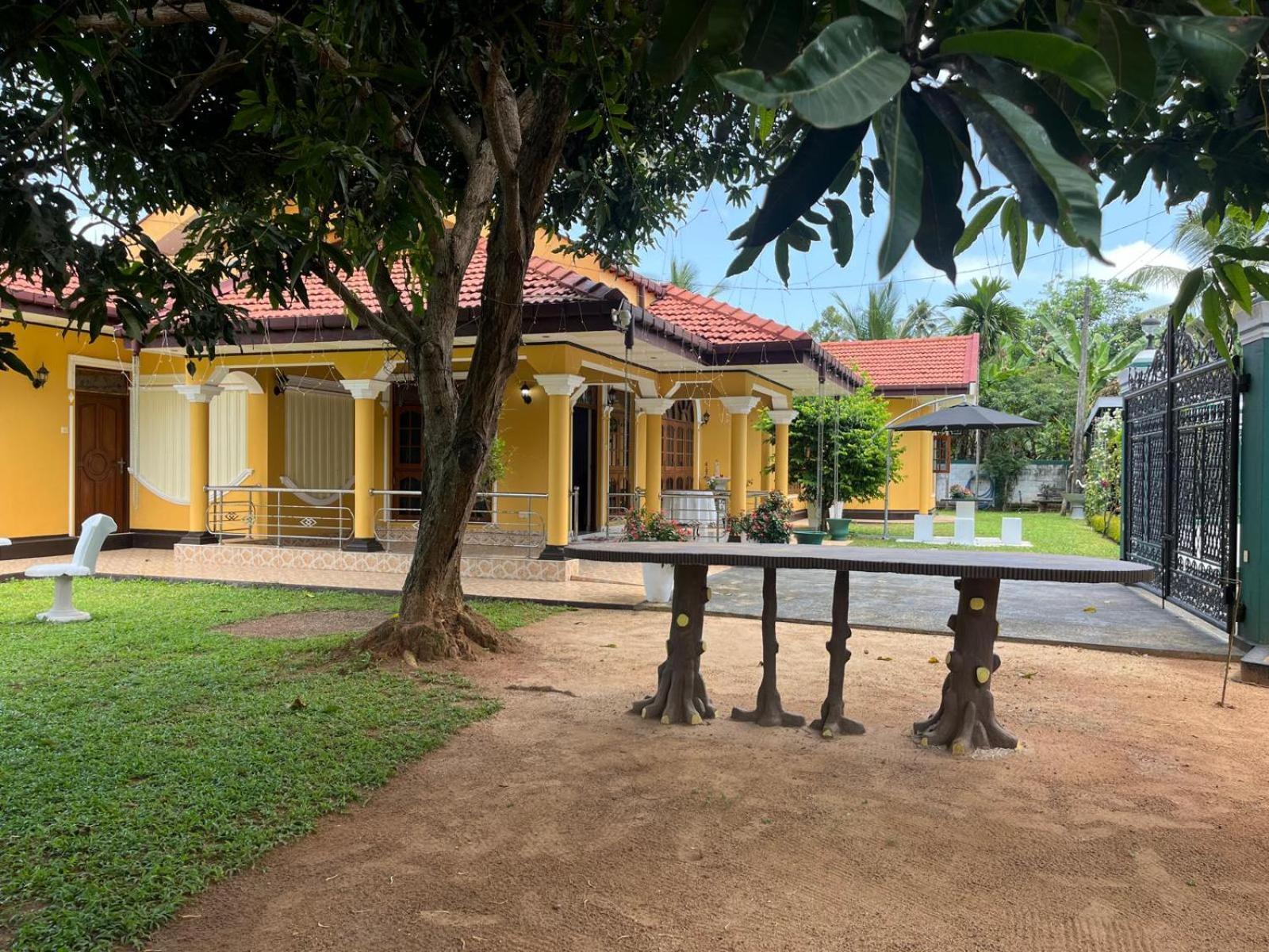Rehara Villa Маравила Екстериор снимка